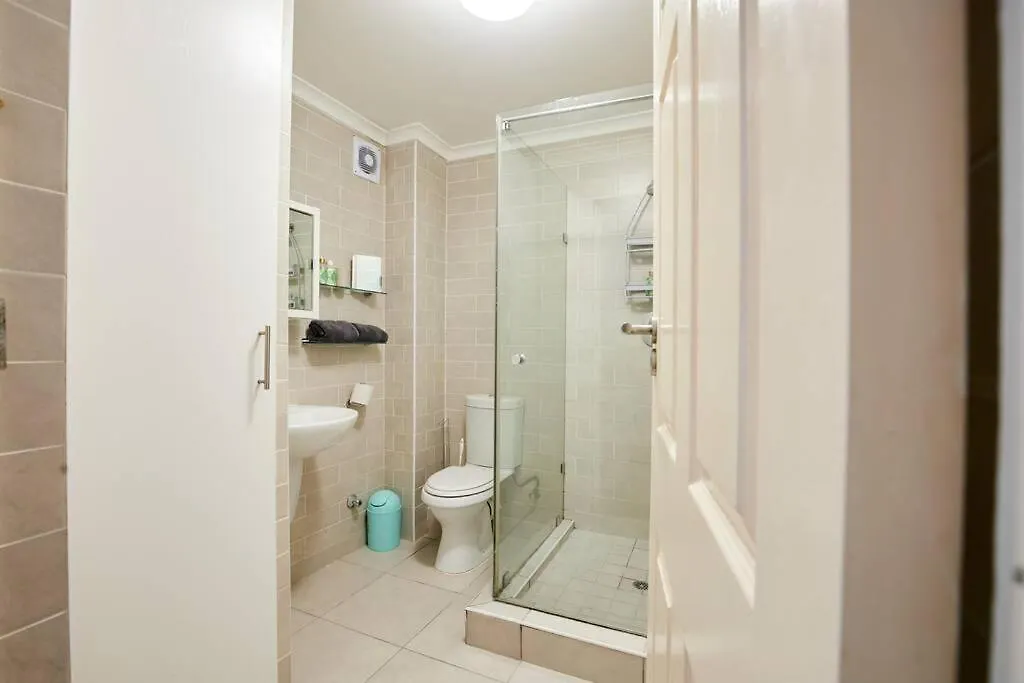 The Rondebosch Easy Living Daire Cape Town 0*,  Güney Afrika
